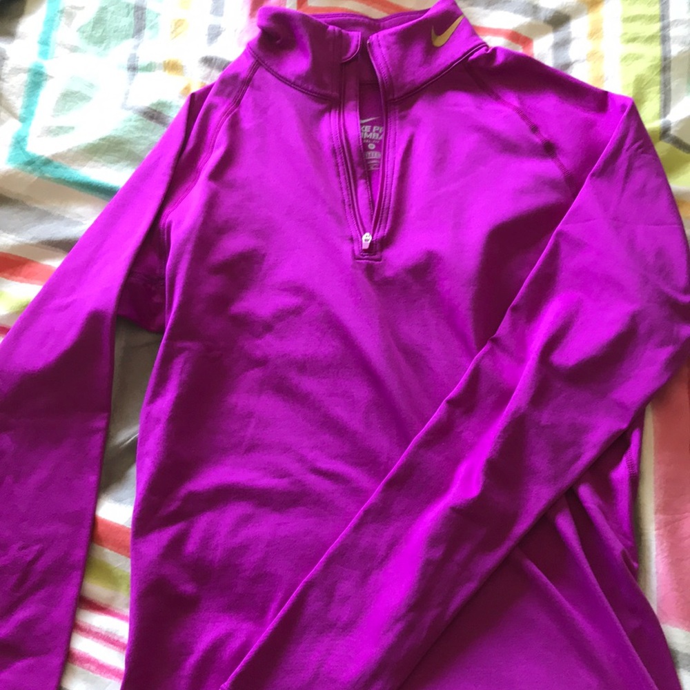 purple medium women’s nike quarter zip